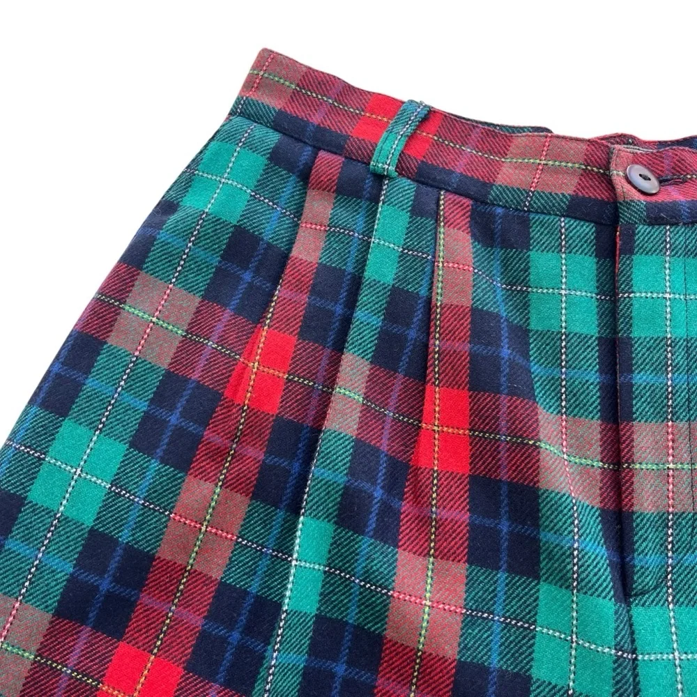 Signature Expressions Women 14 Red Green Plaid Wool Blend Culotte Pleated Shorts